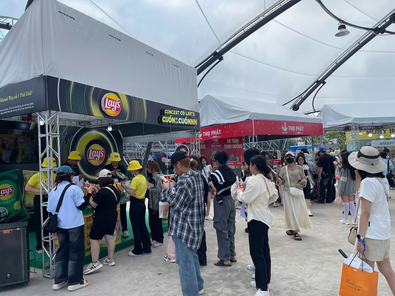 Lay's - Activation Tại Concert Anh Trai Say Hi