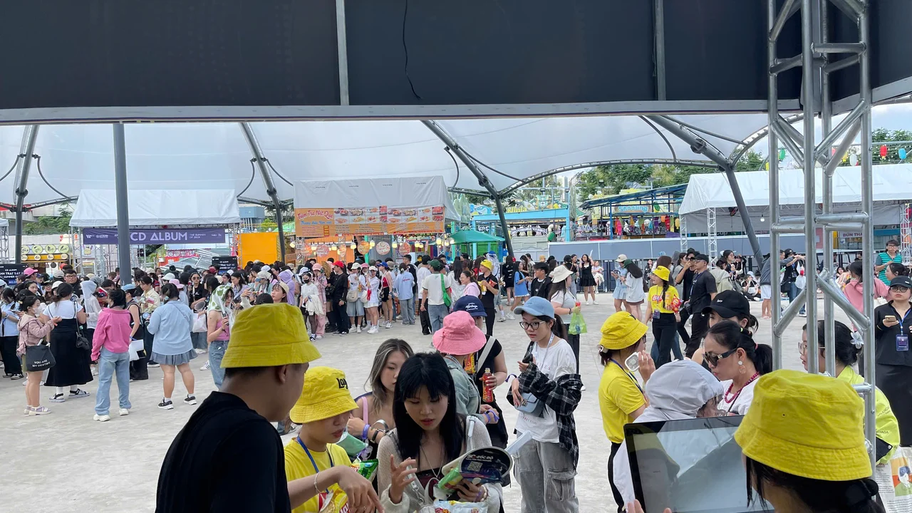 Lay's - Activation Tại Concert Anh Trai Say Hi